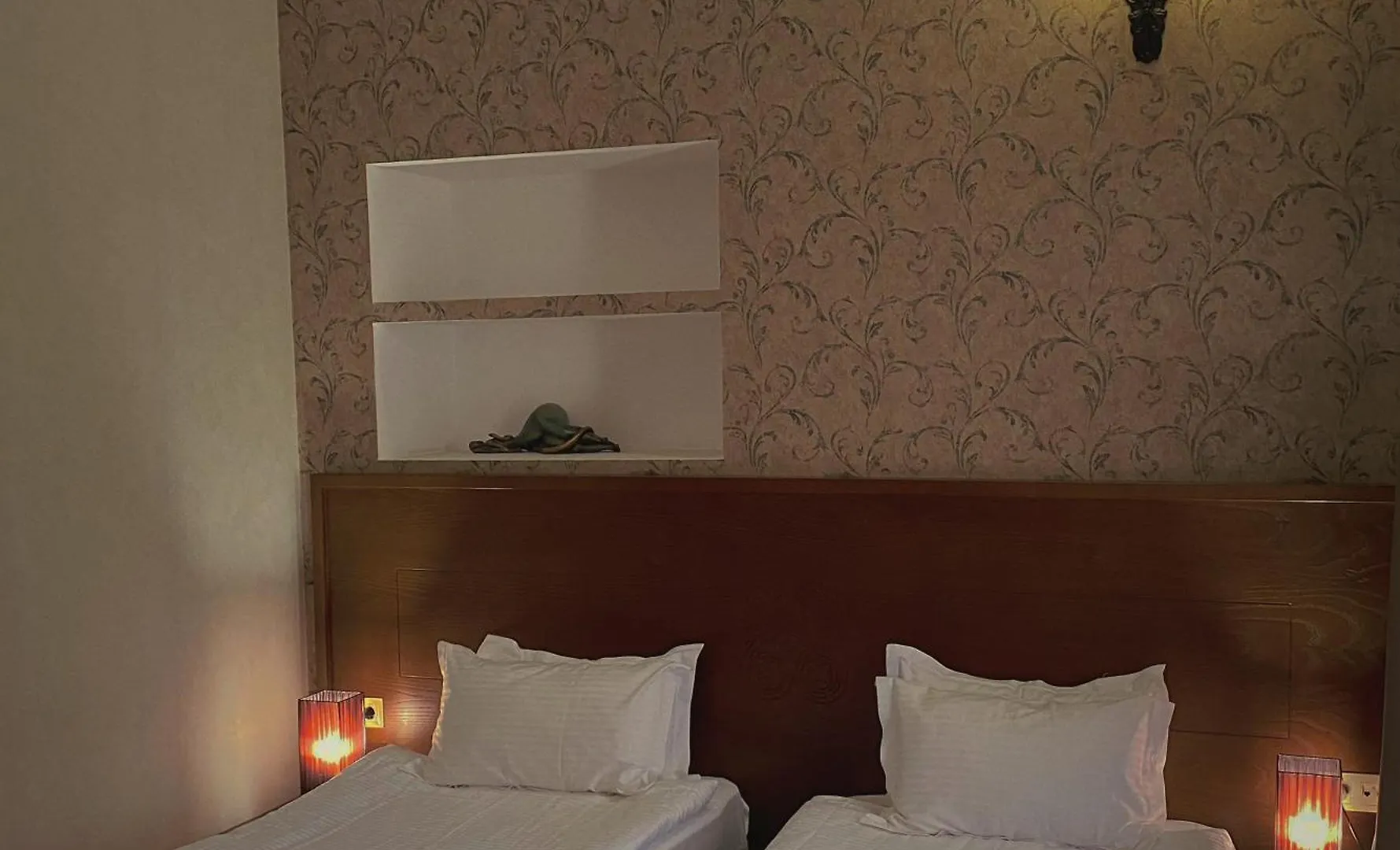 Old Metekhi Hotel Тбилиси 4*,